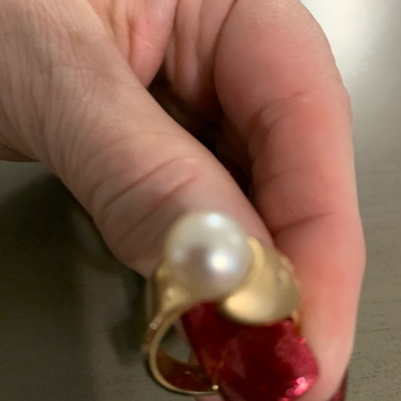 Genuine gold and pearl ring with diamond accents - Picture 5 of 9